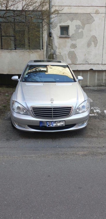 Dezmembrez Mercedes S320 CDI W221