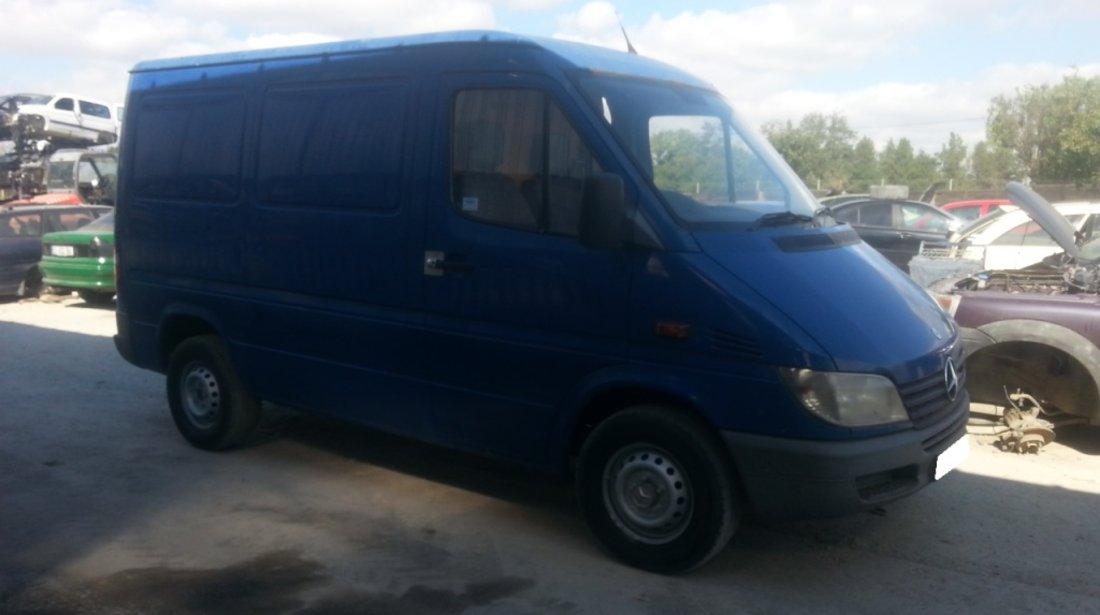 Dezmembrez Mercedes Sprinter W903 , 2.2 311CDi 2003