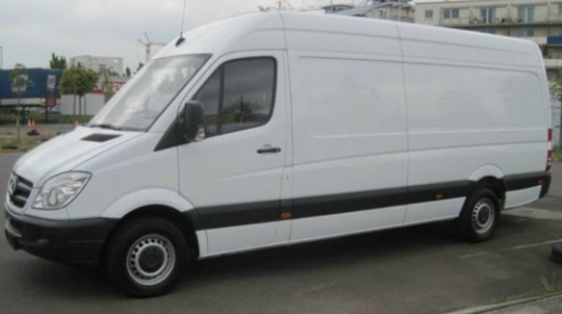 Dezmembrez Mercedes Sprinter W906 2.1 316CDI an 2010