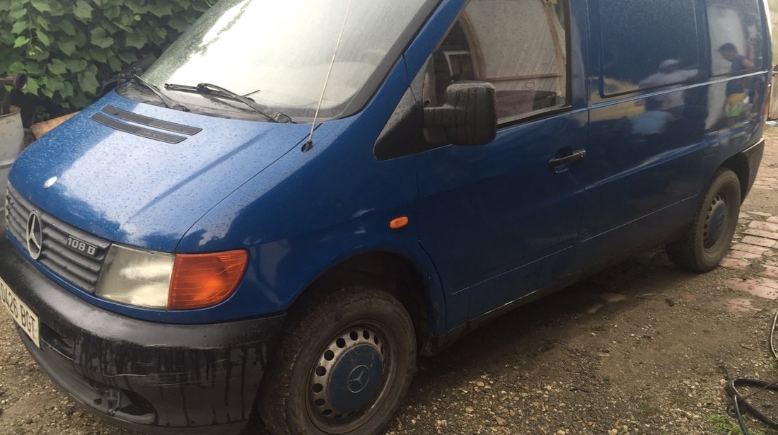 Dezmembrez mercedes vito 108 D, motor 2300/55kwan 1998