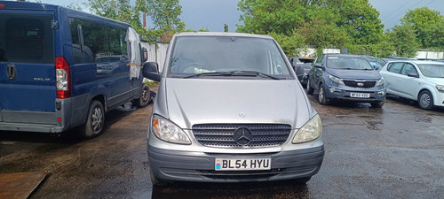 Dezmembrez Mercedes Vito Autobus (W639) [Fabr 2003-2014]