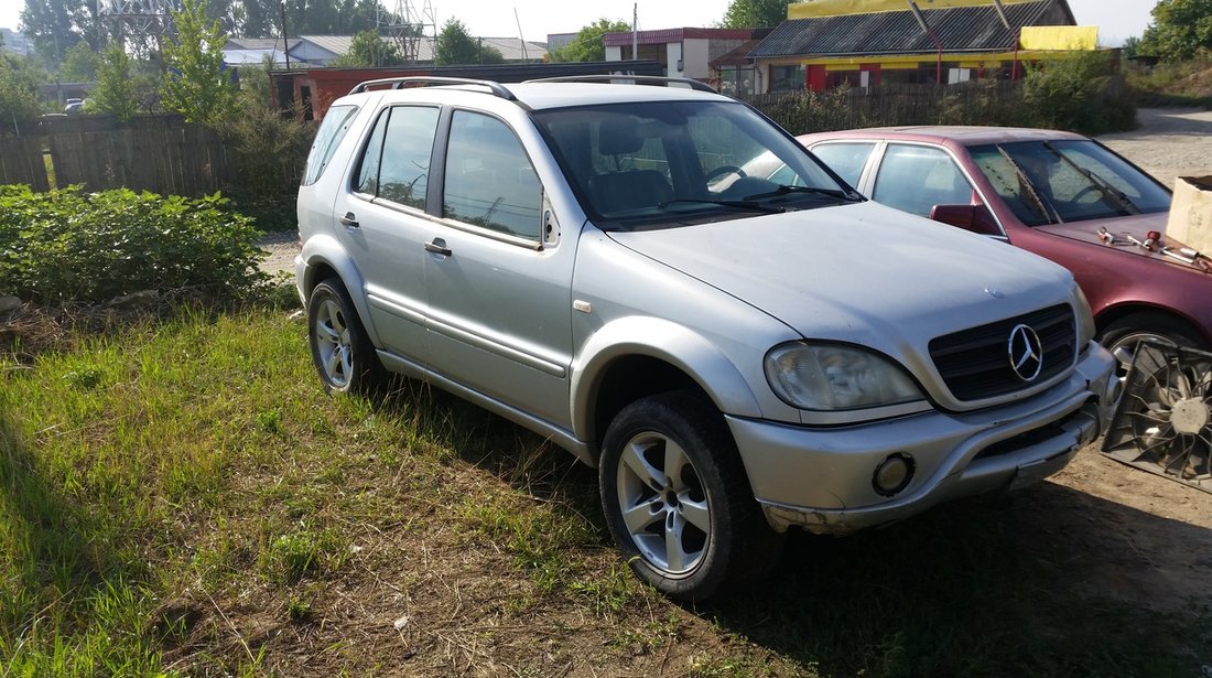 Dezmembrez mercedes W163 , model ML 270cdi, ML320i(gaz)