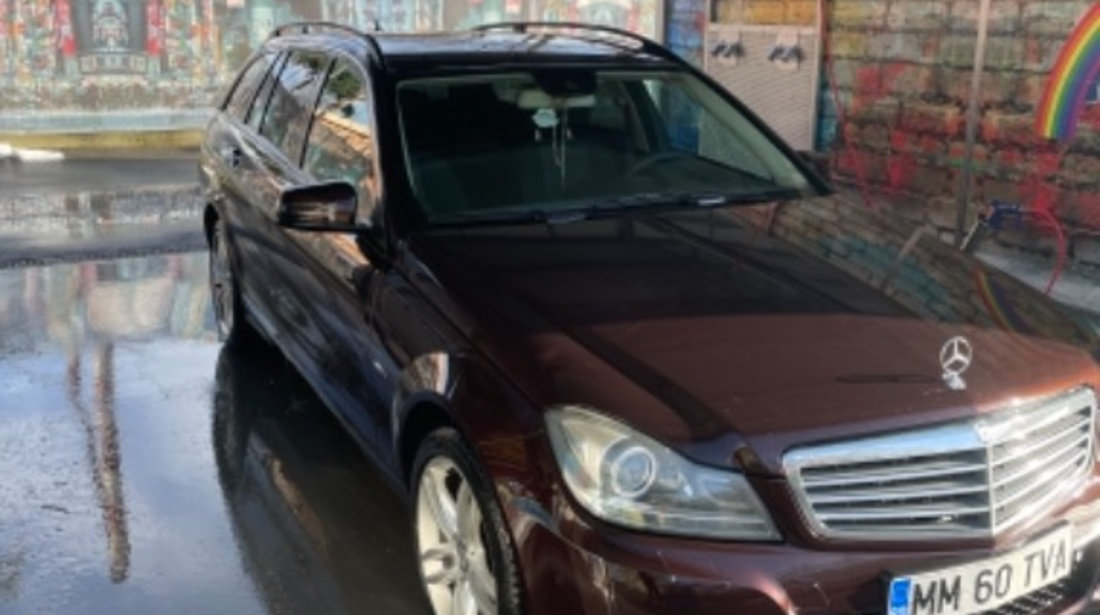 Dezmembrez Mercedes w204 Facelift 2.2 euro 5