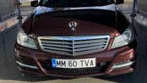 Dezmembrez Mercedes w204 Facelift 2.2 euro 5