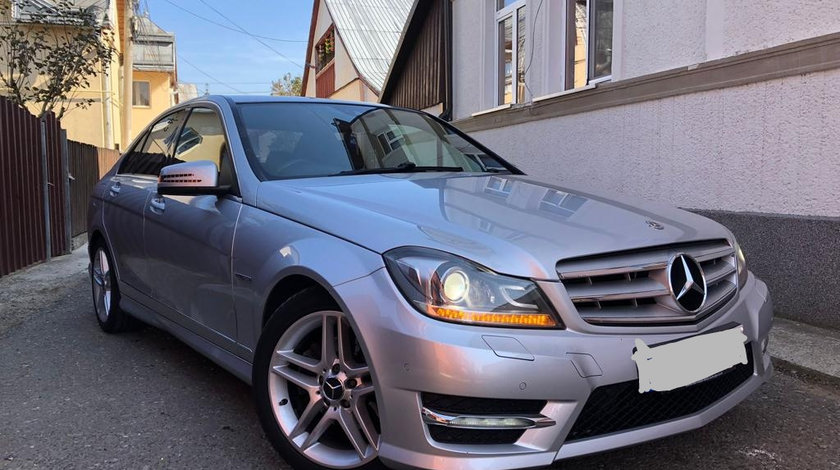 Dezmembrez Mercedes W204 facelift AMG