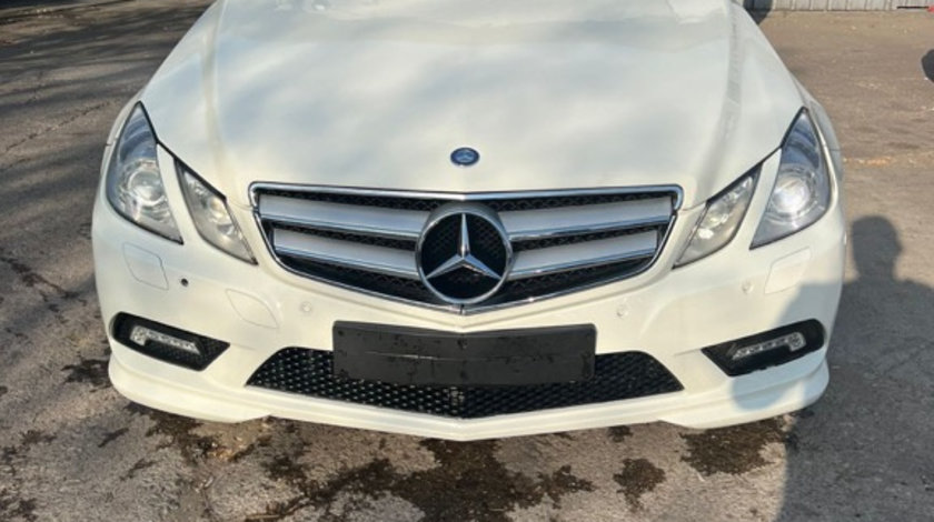 Dezmembrez Mercedes w207 e class coupe 2.2 euro 5