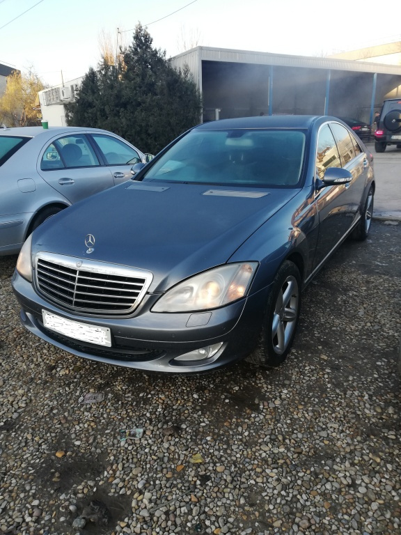 Dezmembrez Mercedes W221 S-class 320 CDI 2007