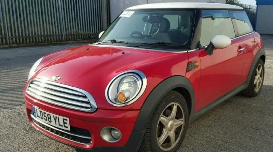 Dezmembrez Mini Cooper 1.6B