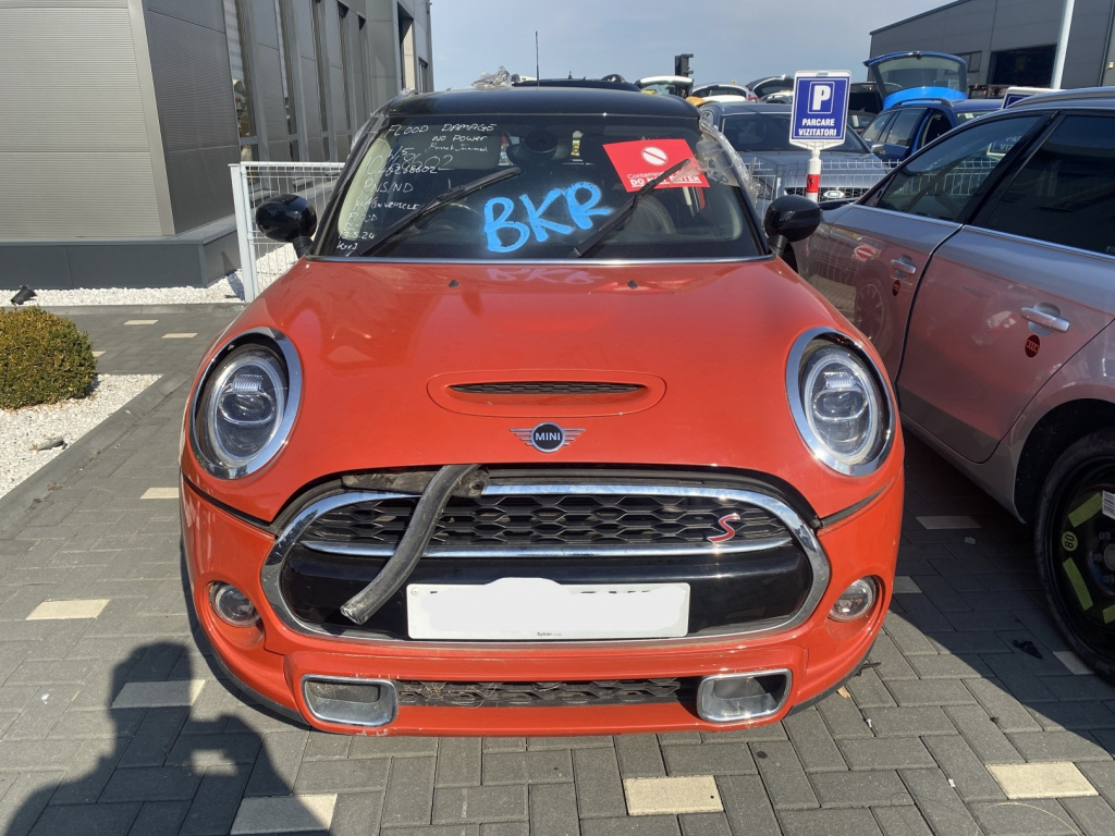 Dezmembrez Mini Cooper S (F55) 2.0 benz, B48A20A
