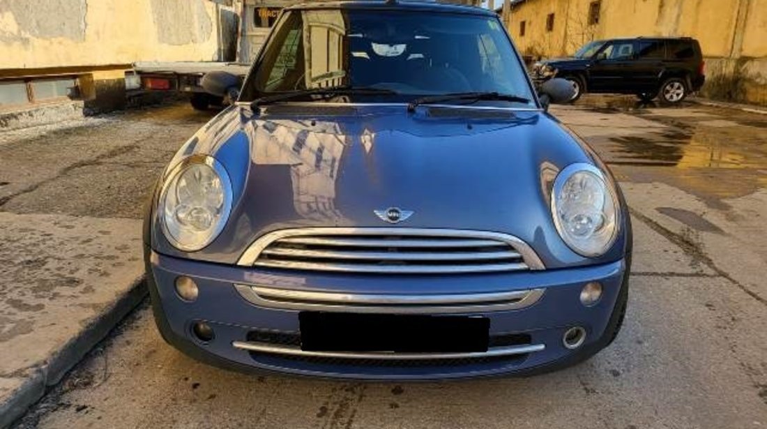 Dezmembrez Mini One R52 1.6i (1598cc-66kw-90hp) 2004; Cabrio