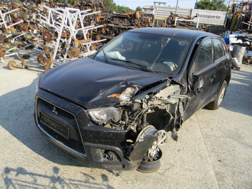 Dezmembrez Mitsubishi ASX (GAW) 2010 > 1.8 DI-D 4WD 4N13( CP: 150, KW: 110, CCM: 1798 ) Motorina