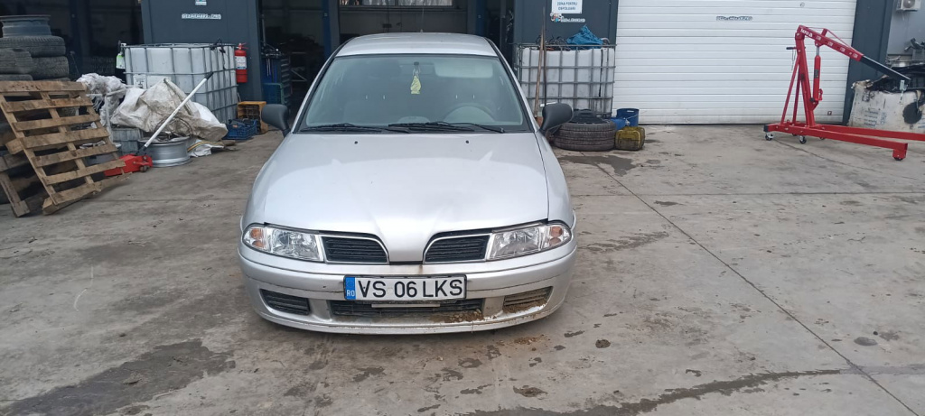 Dezmembrez MITSUBISHI Carisma (DA) [Fabr 1995-2007]