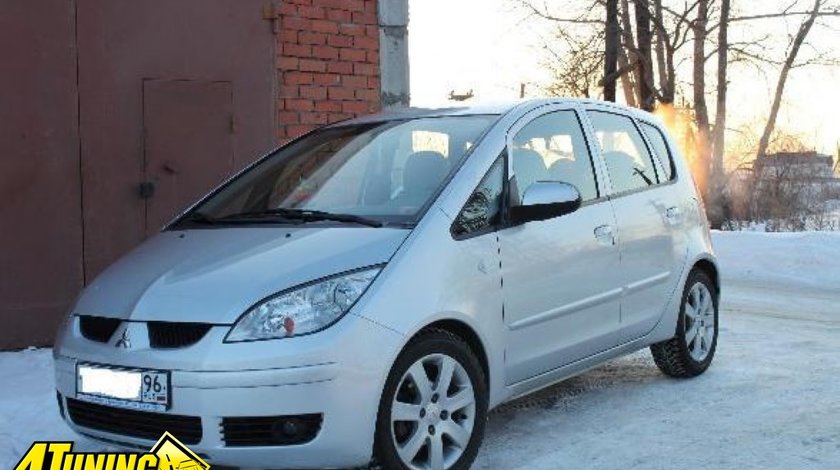 Dezmembrez Mitsubishi Colt 1 3 benzina din 2007 orice piesa pt masina aceasta