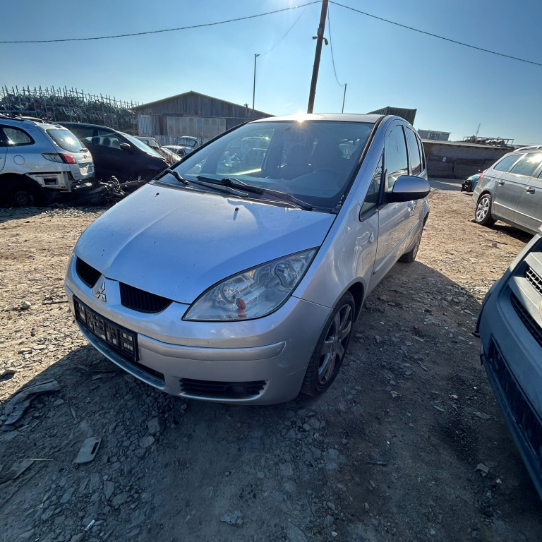 Dezmembrez Mitsubishi COLT 6 (Z3A, Z2A) 2002 - 2012 1.5 DI-D OM 639.939 ( CP: 95, KW: 70, CCM: 1493 ) Motorina