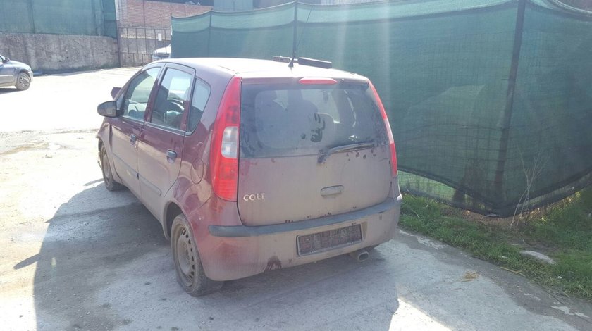 Dezmembrez Mitsubishi Colt an 2006 motor 1.3 benzina