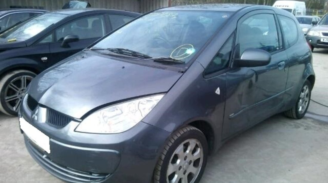 Dezmembrez Mitsubishi Colt , an fabr. 2005, 1.3i 4119956