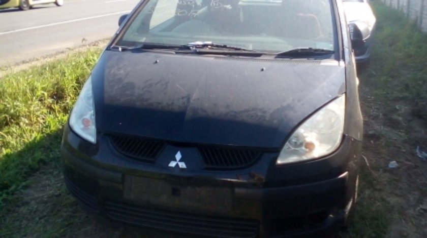 Dezmembrez Mitsubishi Colt VI ,an 2006