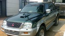 Dezmembrez Mitsubishi L 200 2,5 tdi 2004