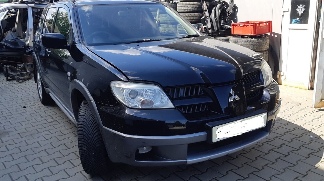 Dezmembrez Mitsubishi Outlander, an 2006, 2.4 benzina, cutie automata