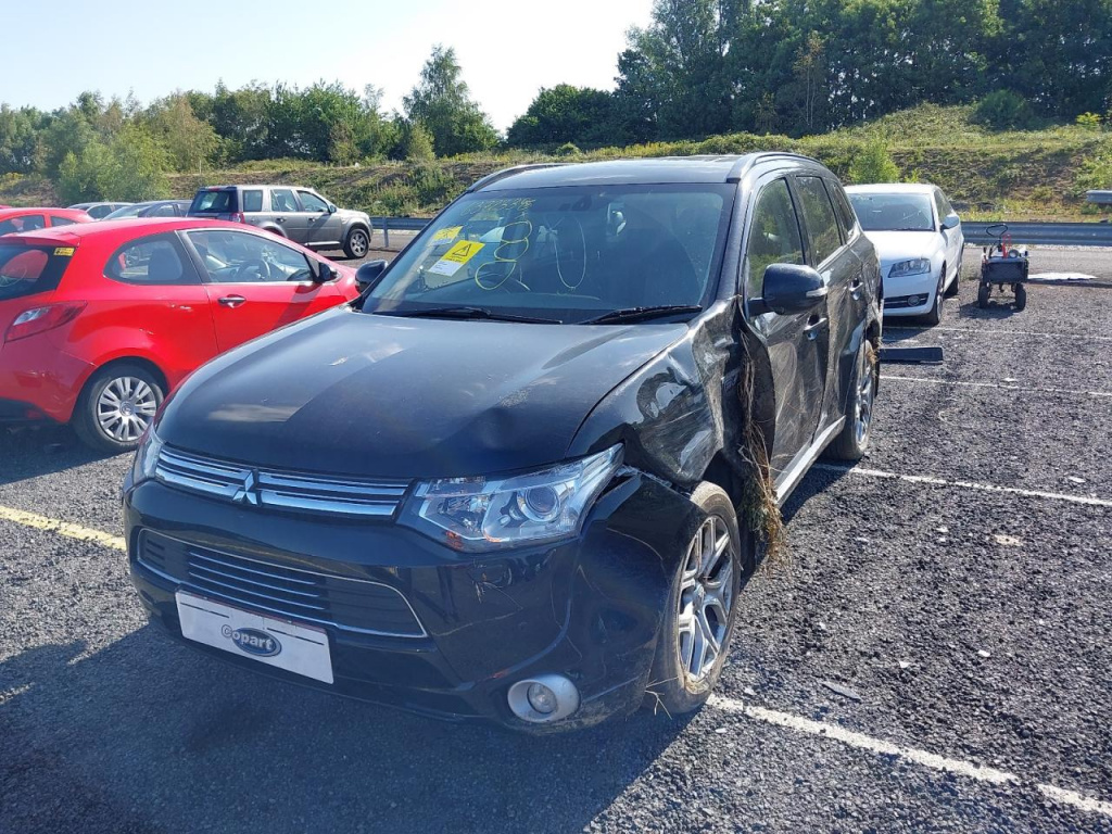 Dezmembrez MITSUBISHI Outlander II [Fabr 2006-2015]
