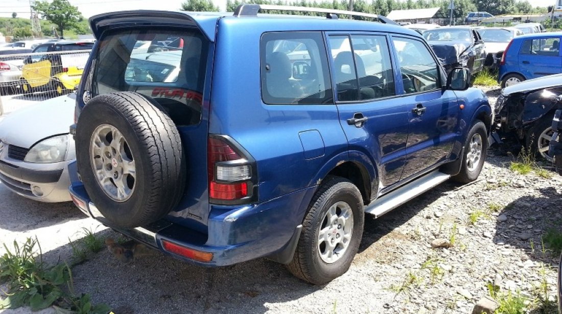 Dezmembrez Mitsubishi Pajero 3 2 DID