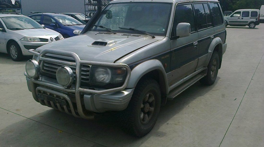 Dezmembrez Mitsubishi Pajero, an 1996