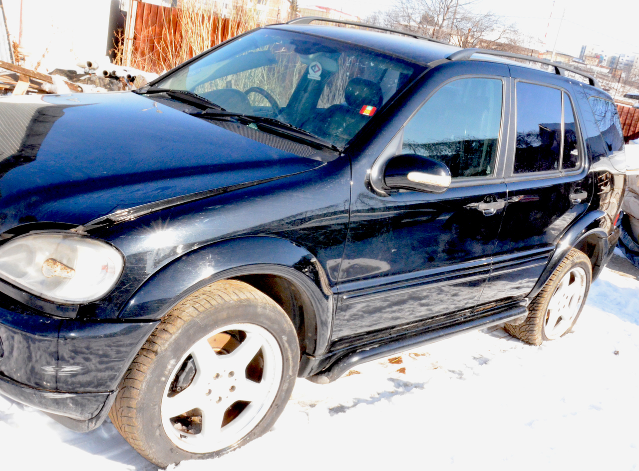 Dezmembrez Ml270 CDI AMG 2002 2003 2.7 163cp automat piele neagra volan dreapta Anglia