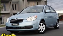 Dezmembrez motor hyundai accent 2007