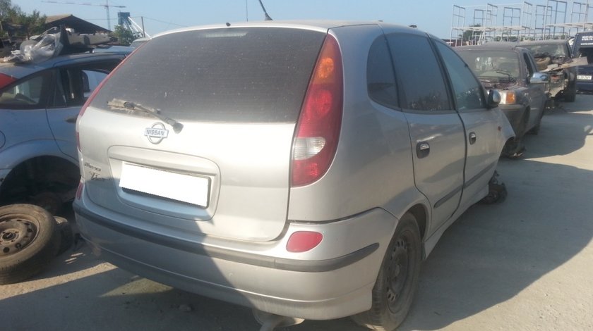 Dezmembrez Nissan Almera Tino , an fabr.2002 2.2D DI