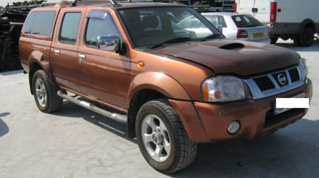 Dezmembrez Nissan Navara din 2005 2 5d