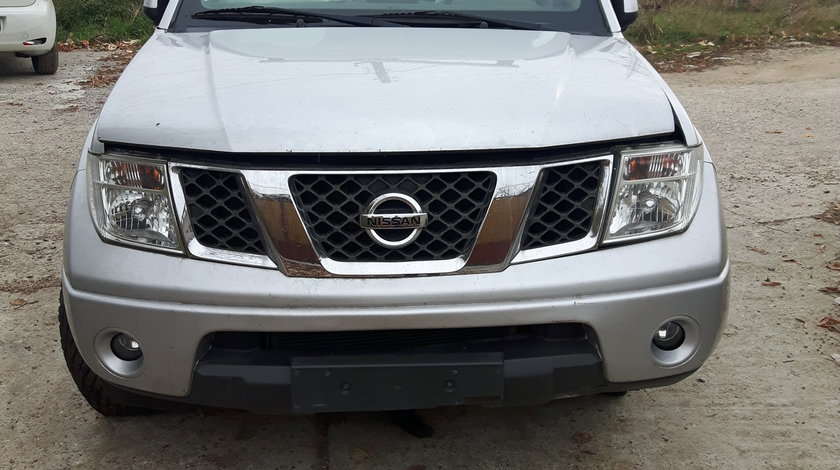 Dezmembrez Nissan Navara YD25 2500diesel 2009