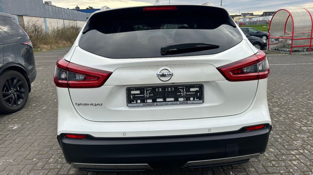 Dezmembrez Nissan Qashqai 1.3 benzina 103 Kw / 140 Cp transmisie automata an de fabricatie 2018