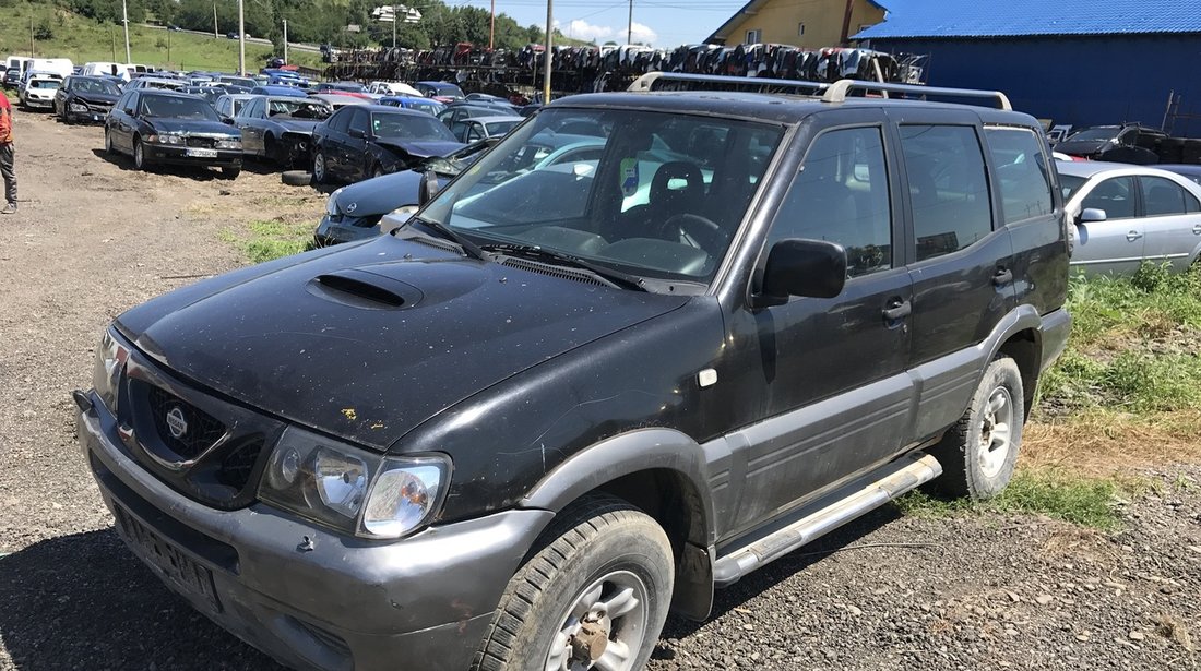 Dezmembrez Nissan Terrano 2,7 tdi 2003