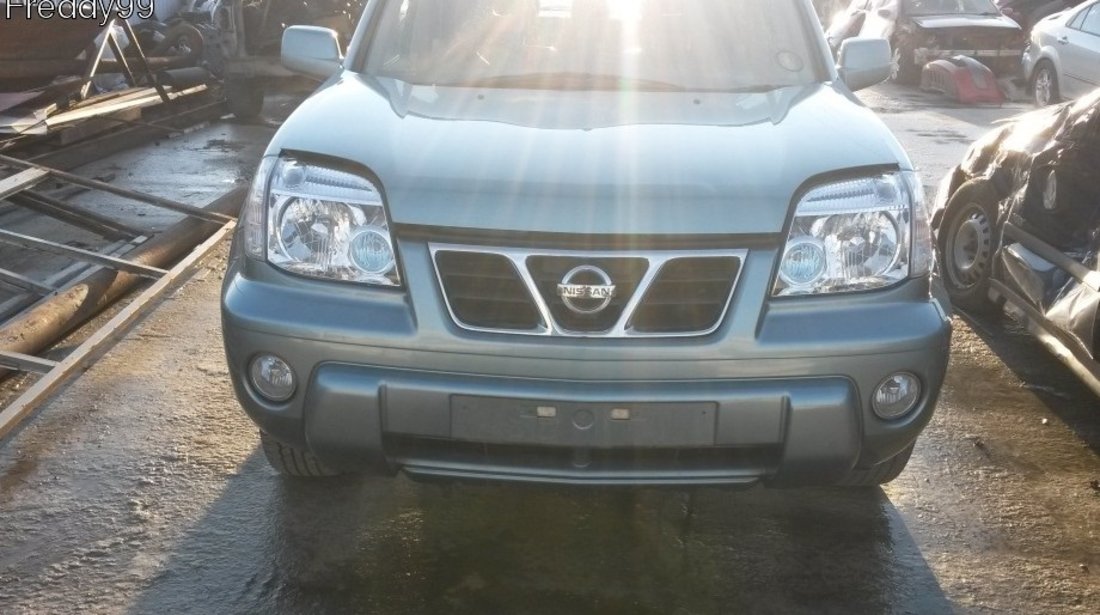 Dezmembrez Nissan X trail, 2.0 benzina, an 2003