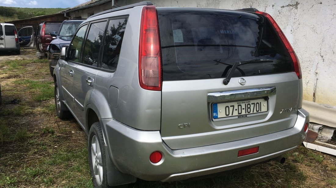 Dezmembrez Nissan X-Trail 2.2 diesel 2007