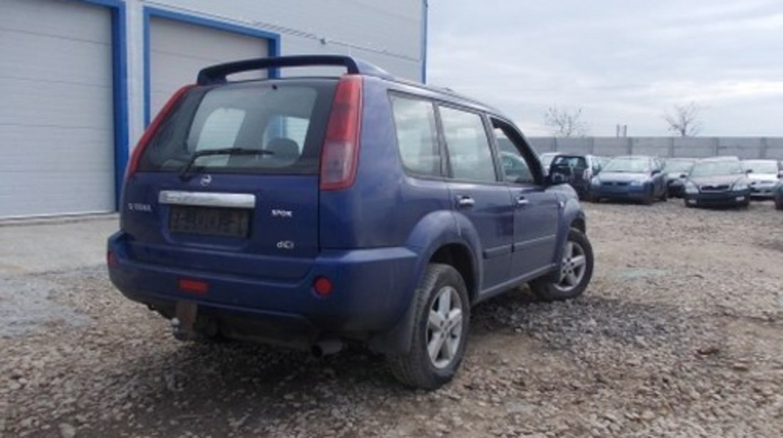 Dezmembrez Nissan  X-Trail ,an 2003