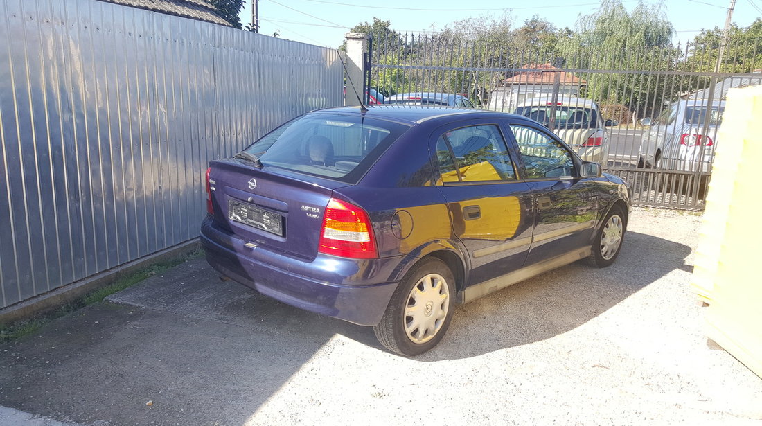 Dezmembrez ope astra g clasic 14 benzina