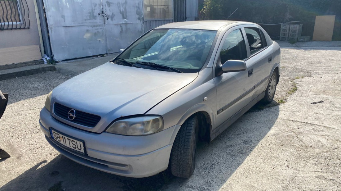 Dezmembrez Opel Astra 1.7 DTI 2000