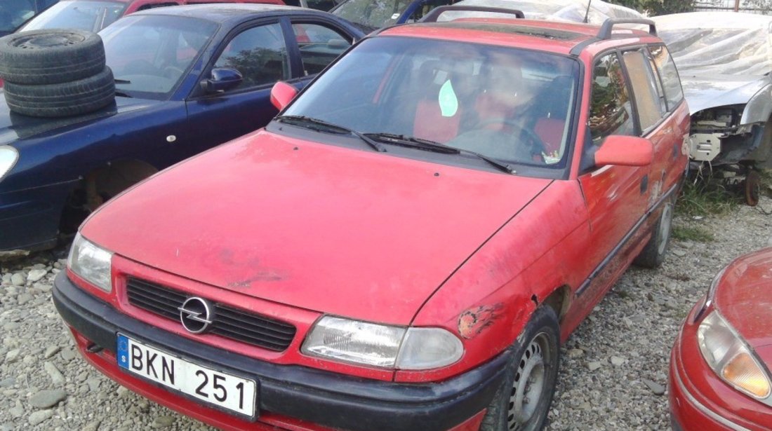 Dezmembrez  Opel Astra F 1.7 Diesel.