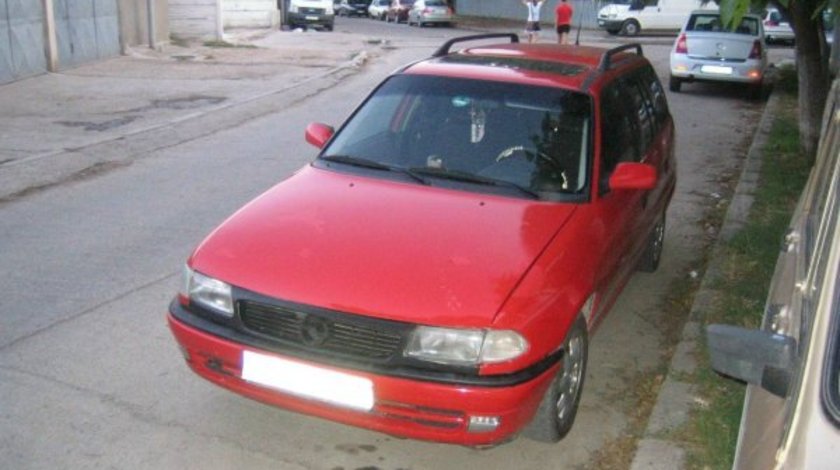 Dezmembrez Opel Astra F an fabr 1995, 1.7D