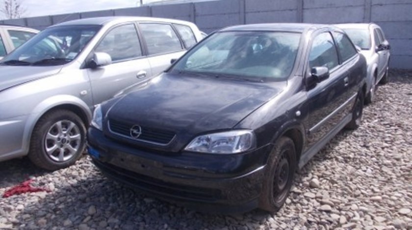 Dezmembrez Opel Astra G ,an 2002