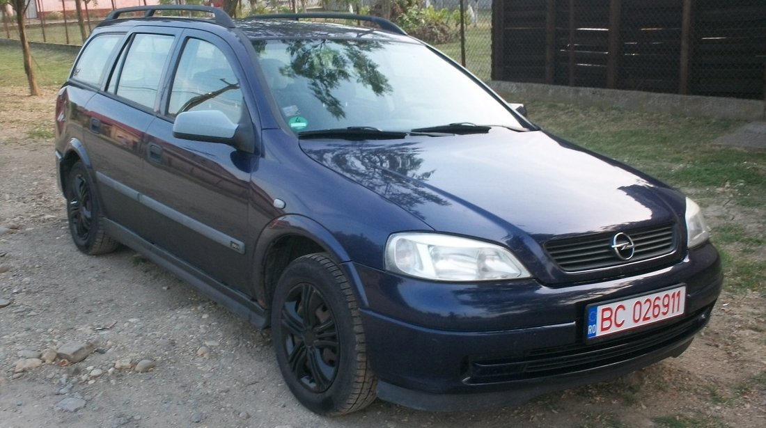 Dezmembrez Opel Astra G motor 1.6 16 valve benzina an 2000 in stare foarte buna