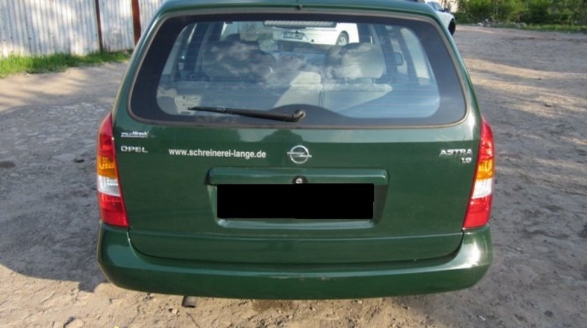 Dezmembrez Opel Astra G