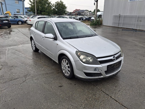 Dezmembrez Opel Astra H 1.4 16V LJ2 cutie de viteze manuala 5 trepte M24 an 2004 163.000 km