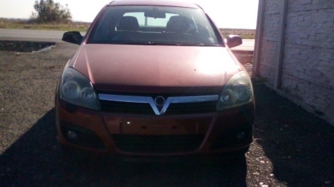 Dezmembrez Opel  Astra H ,an 2006