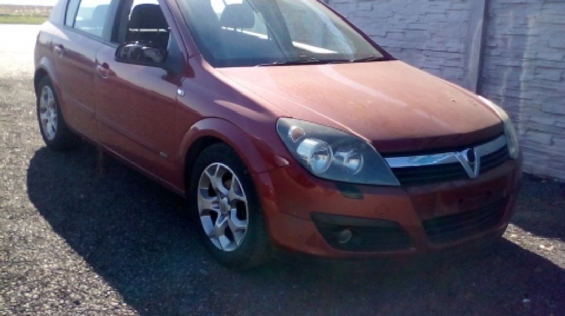 Dezmembrez Opel  Astra H ,an 2006