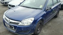 Dezmembrez Opel Astra H combi, 1.3cdti