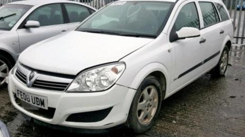 Dezmembrez Opel Astra H combi