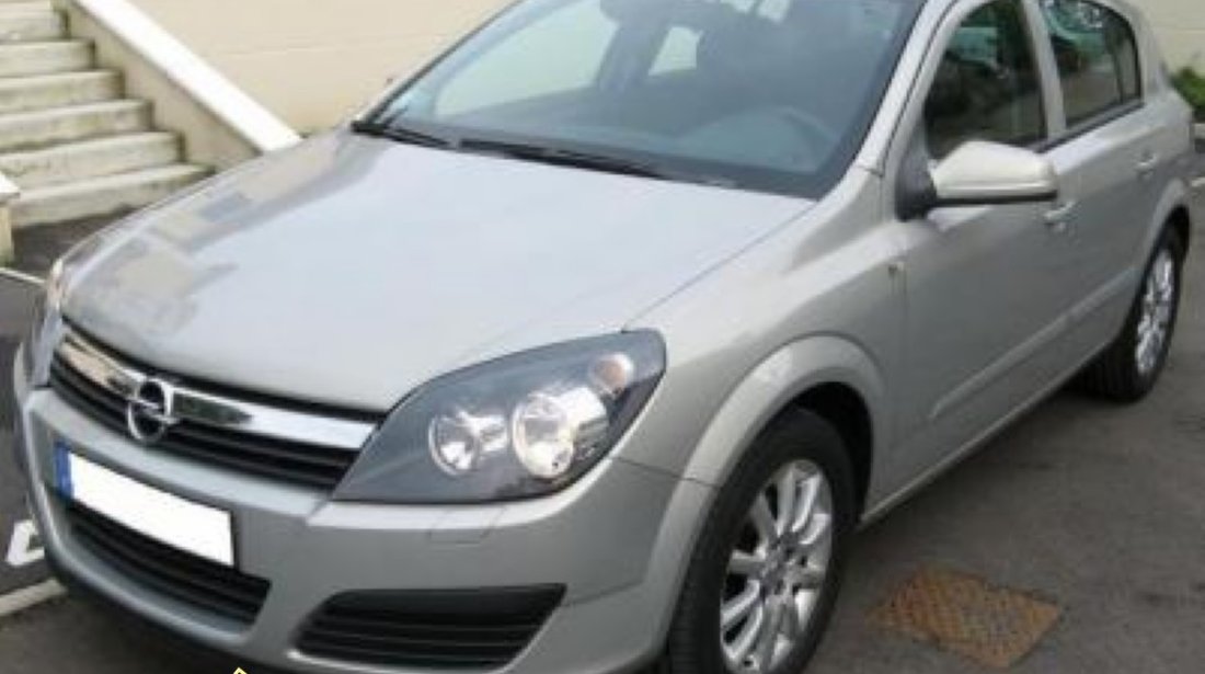 Dezmembrez opel astra h din 2006