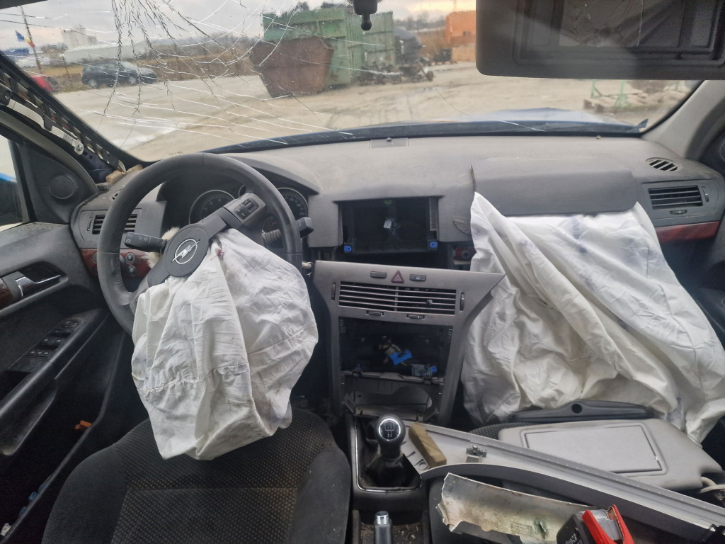 Dezmembrez Opel Astra H [Fabr 2004-2009]